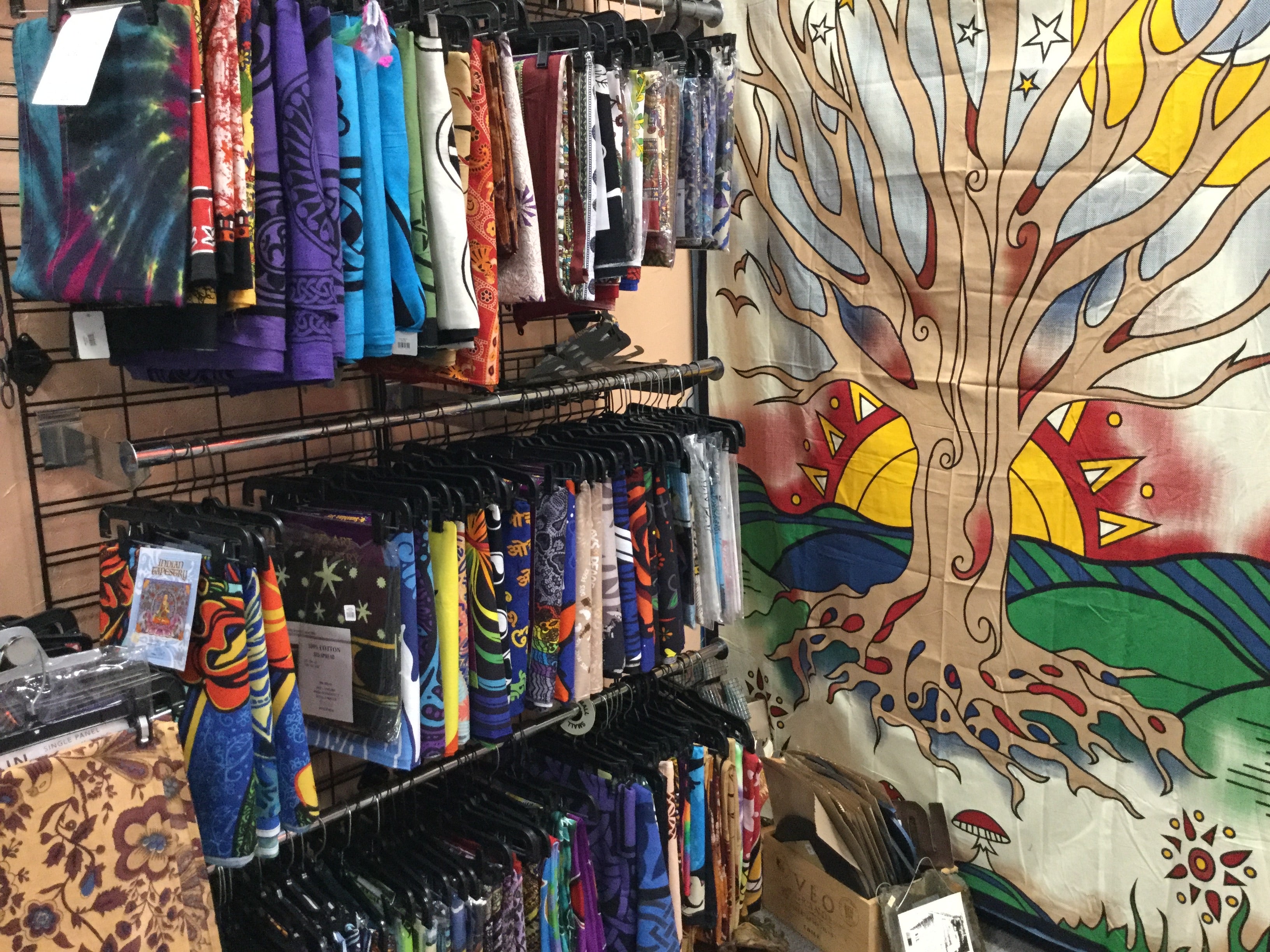 Tapestries and Curtains – zitazone