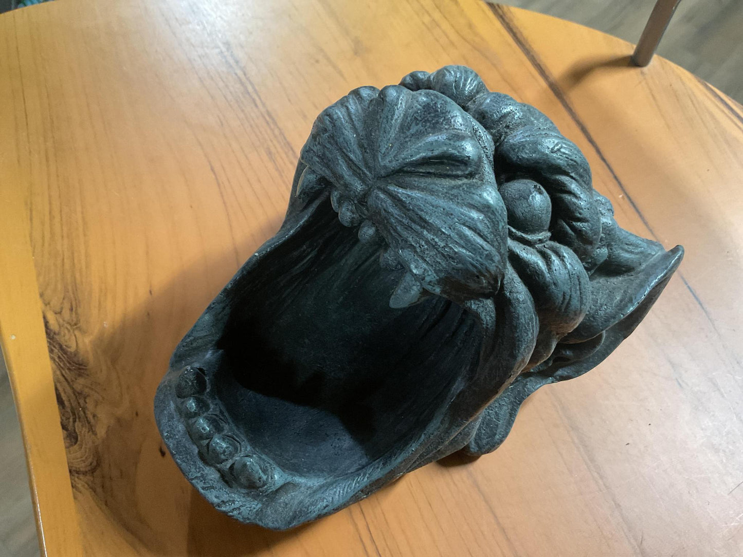 Gargoyle Ashtray/ Change Holder