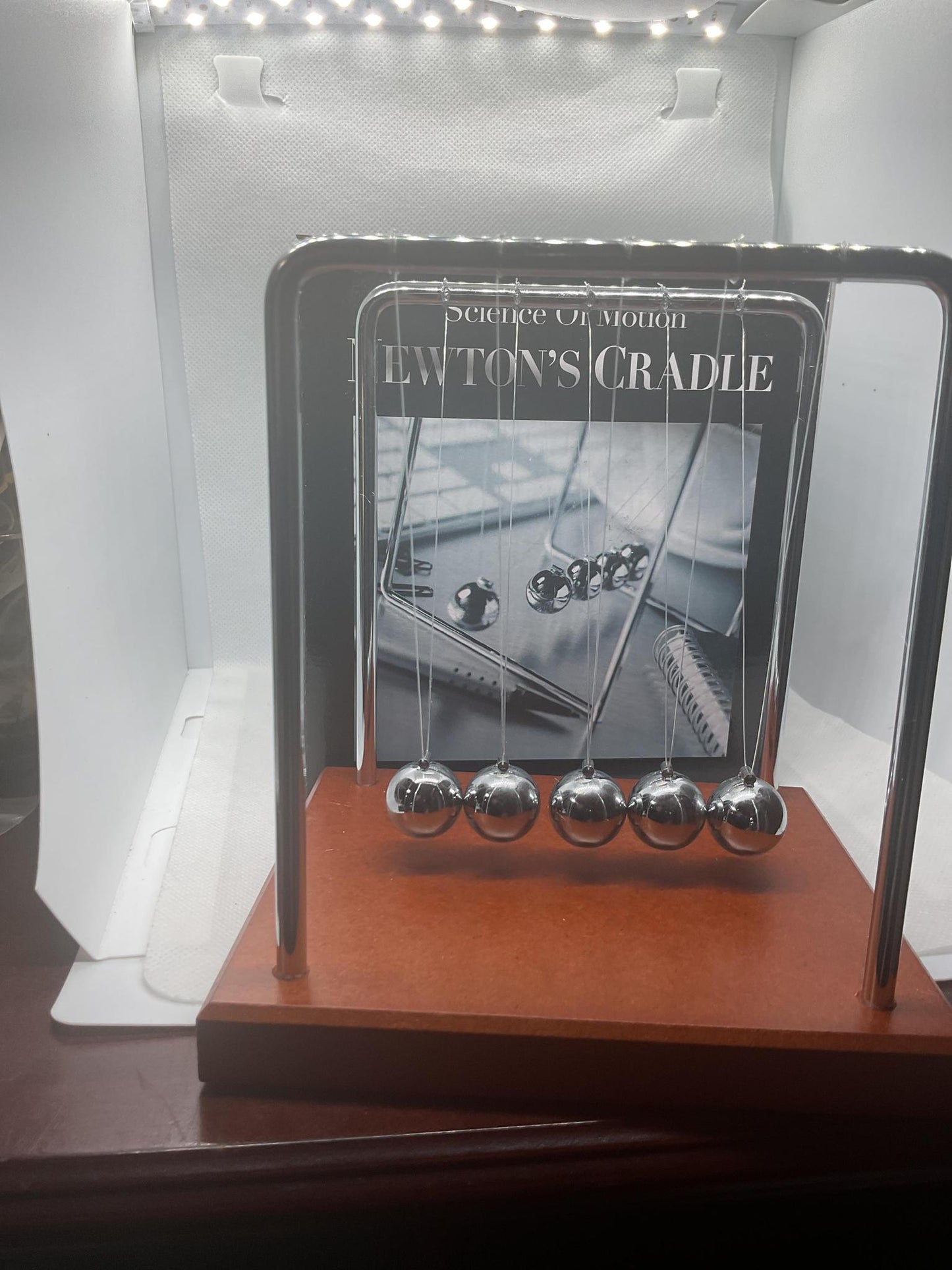 Newton's Cradle