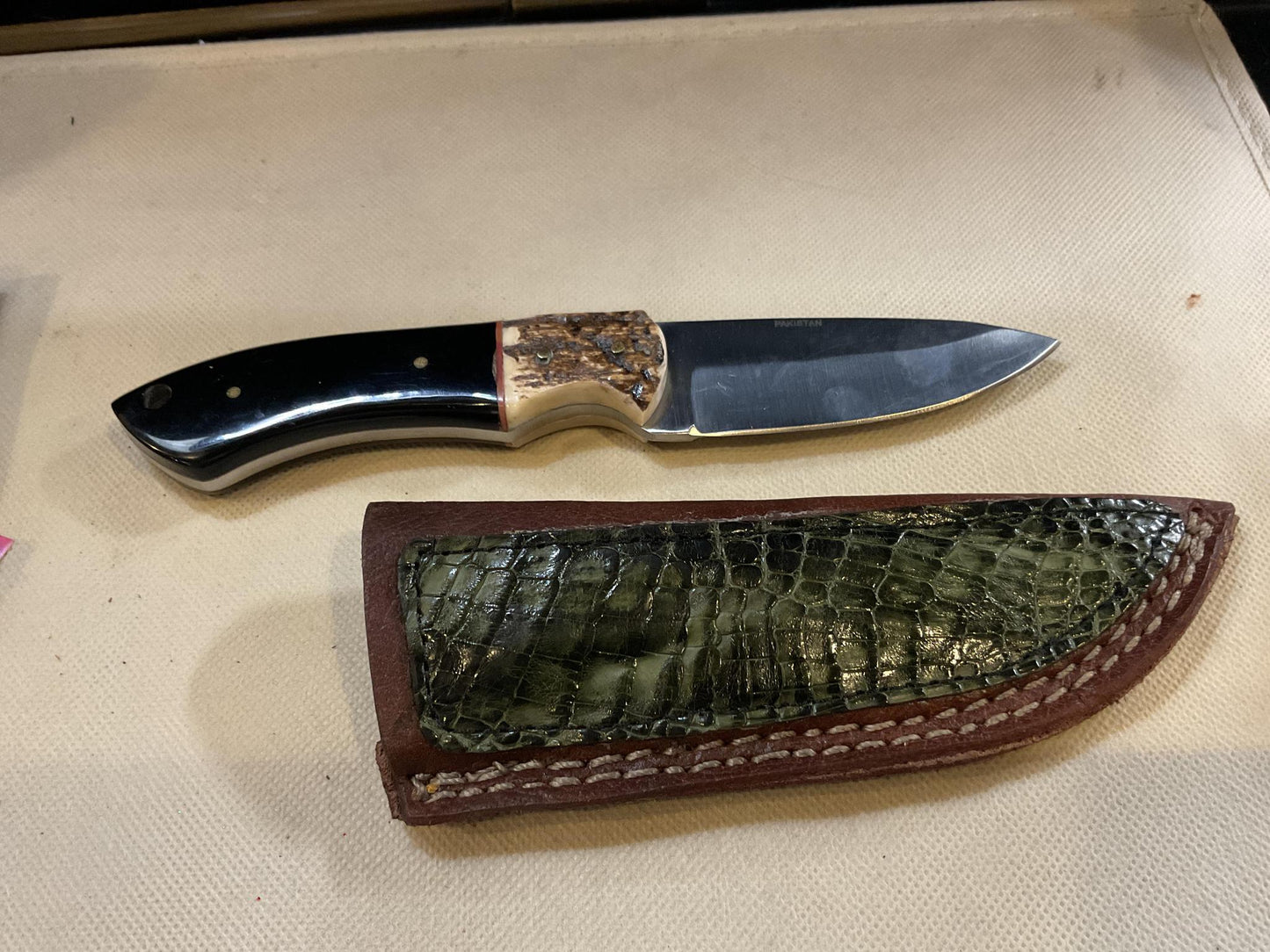 7” Bone & Antler with Gator Sheath