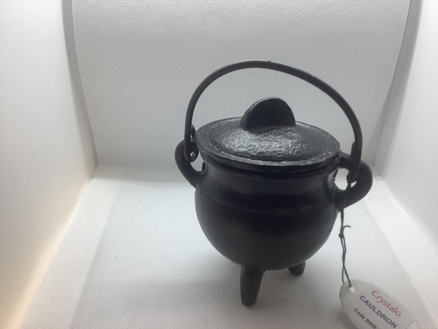 Cauldron with Lid