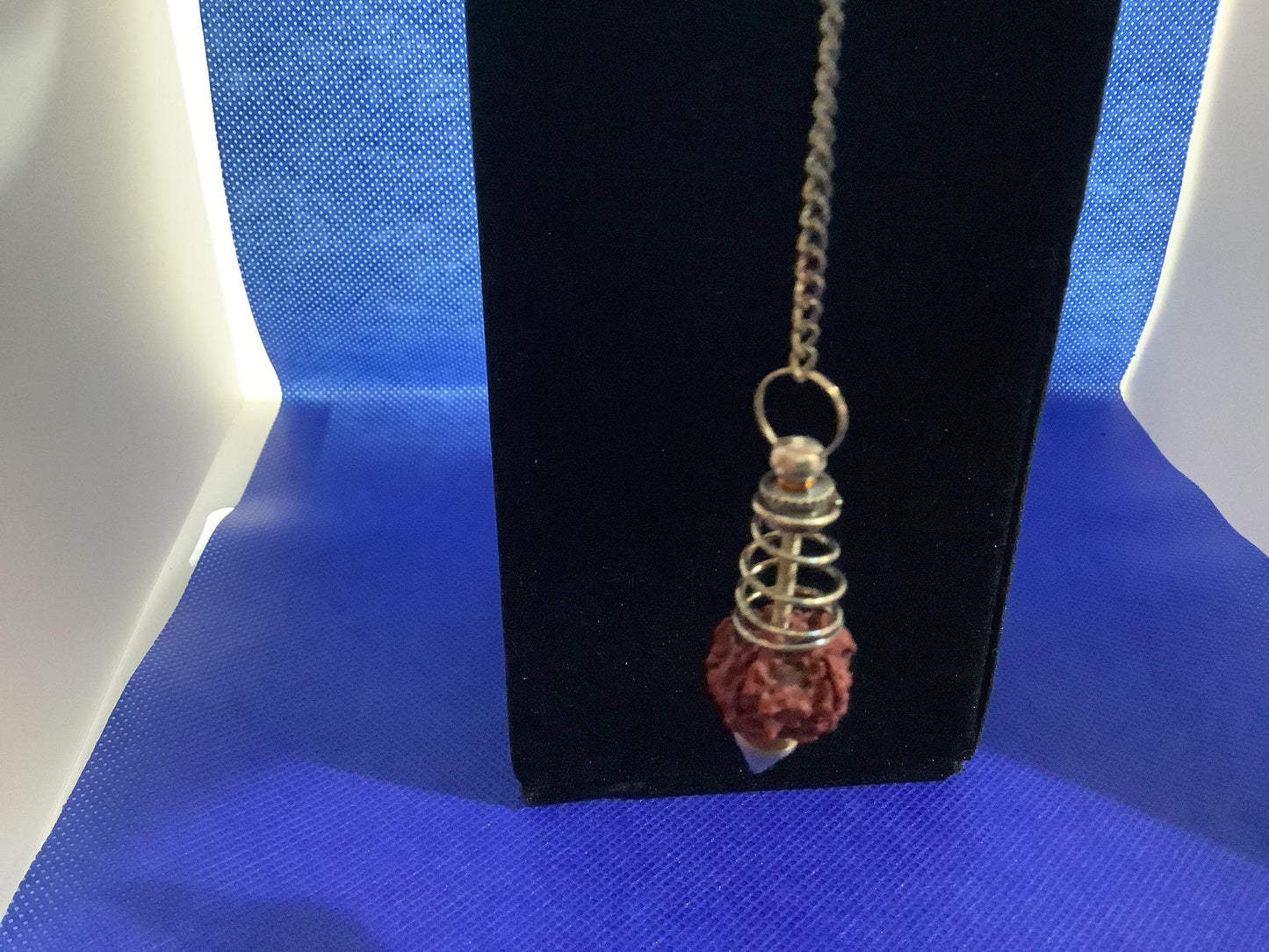 Faceted Pendulum Plain Chain