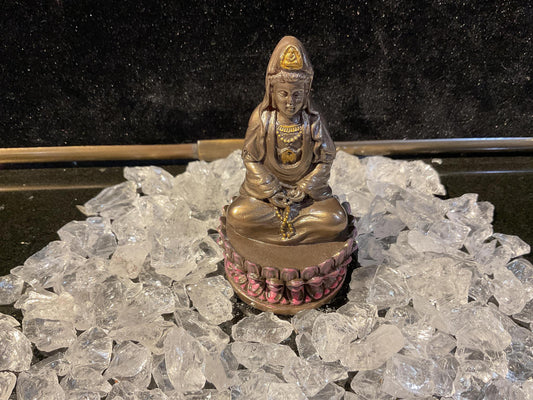 Kuan Yin Sitting