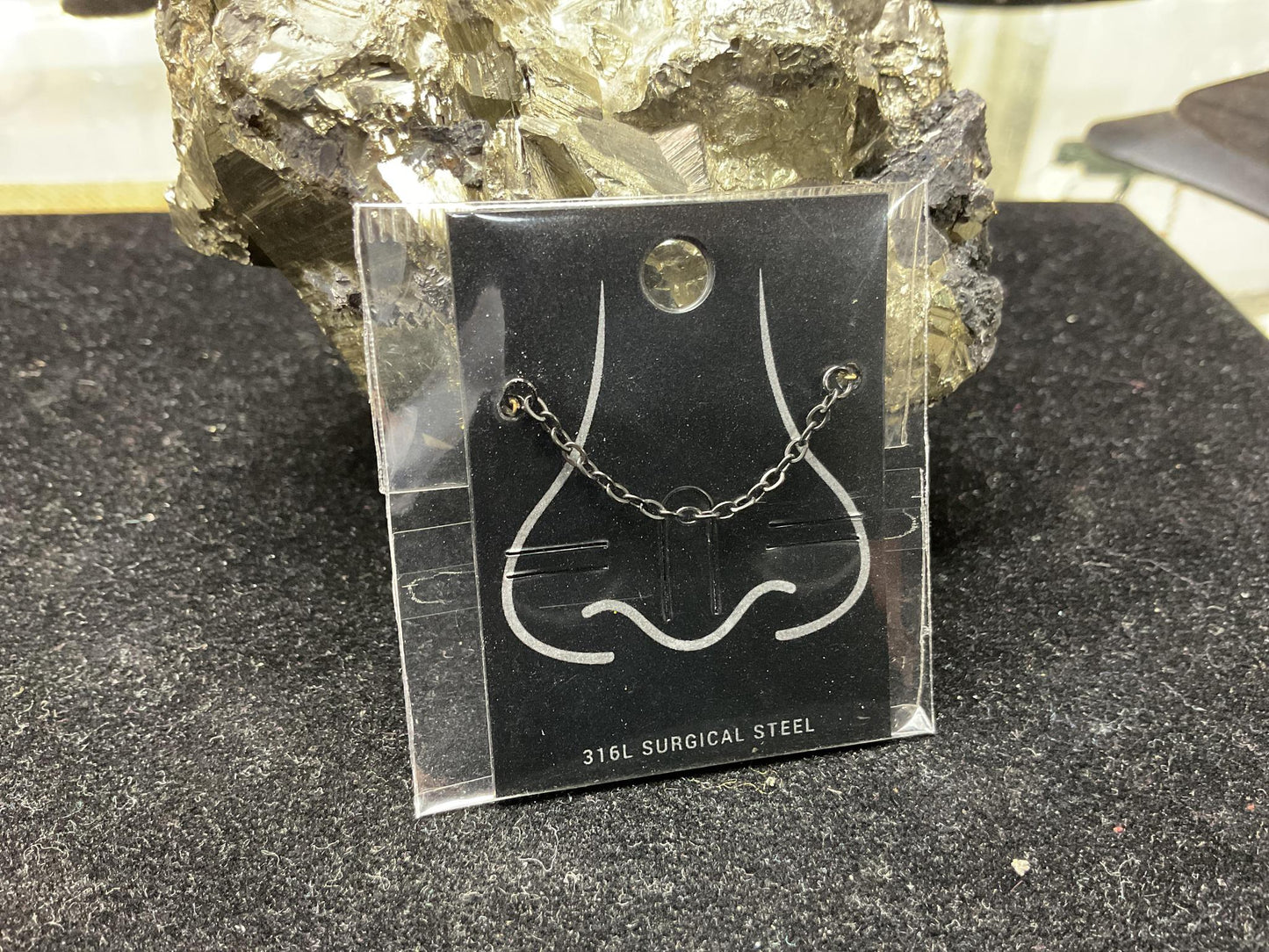 Single Cable Nose Chain